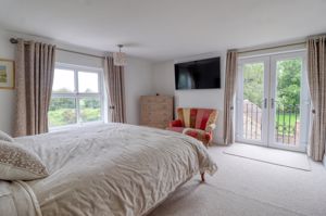 Bedroom- click for photo gallery